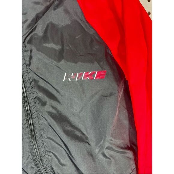 Vintage Nike windbreaker jacket - Picture 4 of 8